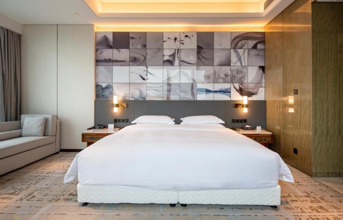 Wyndham Grand Suzhou Fenhu Hotel Xinta Exterior photo